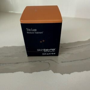 Trio Luxe Moisture Treatment - NEW